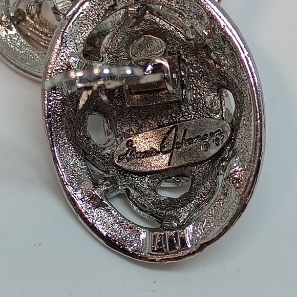 * vintage Ginnie Johansen black cab silver tone clip on earrings - Picture 5 of 6